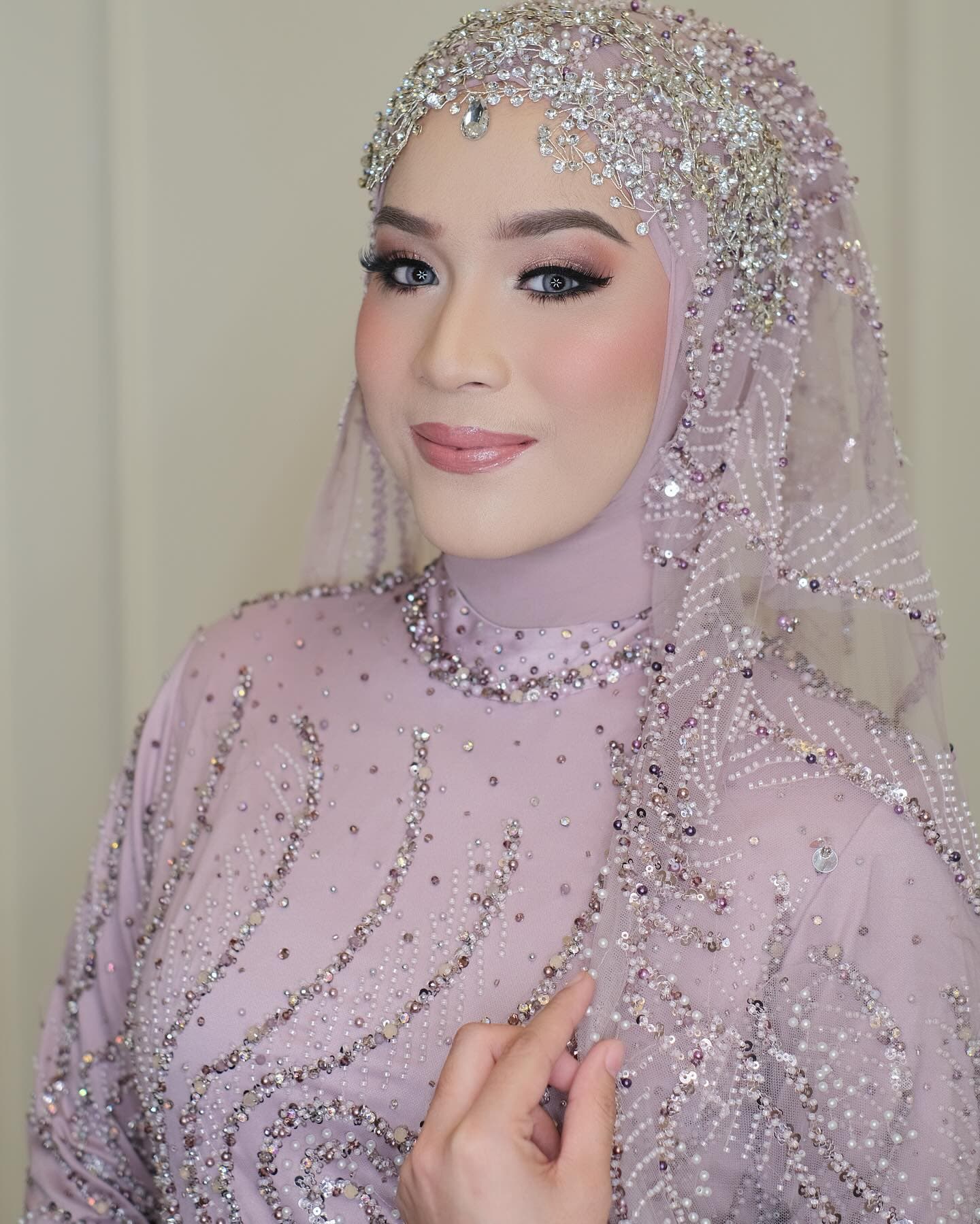 Jasa MUA Solo - Makeup Wisuda Awet Tahan Lama Anti Crack